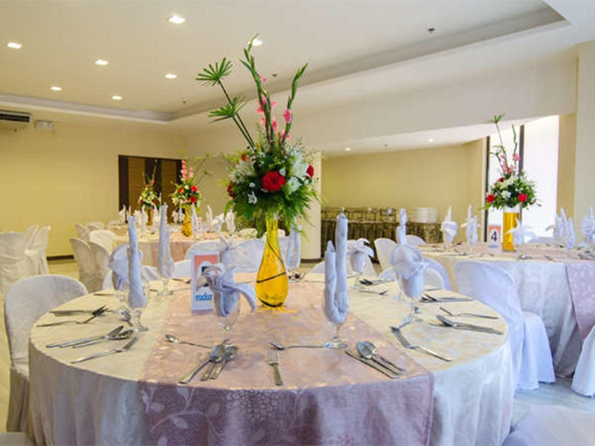 Madison Hotel Phl Iloilo Extérieur photo