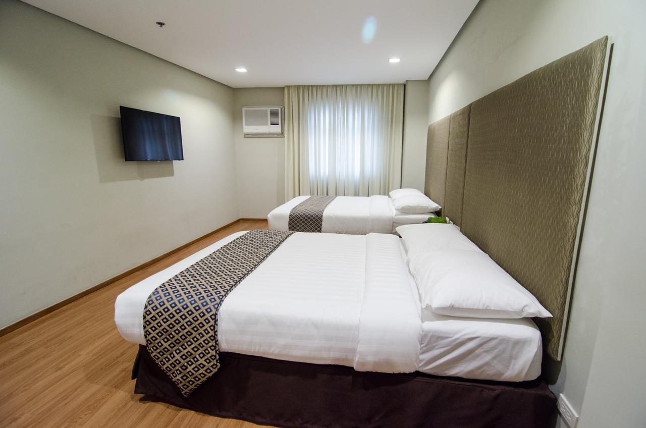 Madison Hotel Phl Iloilo Extérieur photo